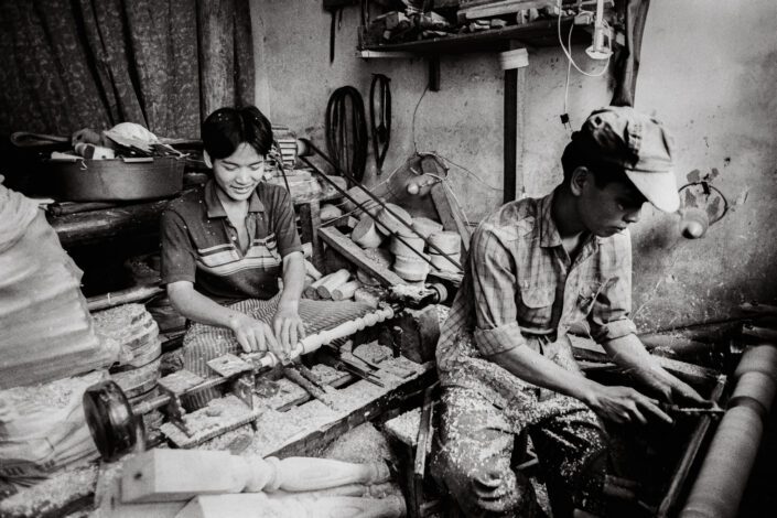 Carpentry workshop near Chuong Duong bridge, Hanoi, Vietnam, 1992 / Xưởng mộc gần cầu Chương Dương, 1992