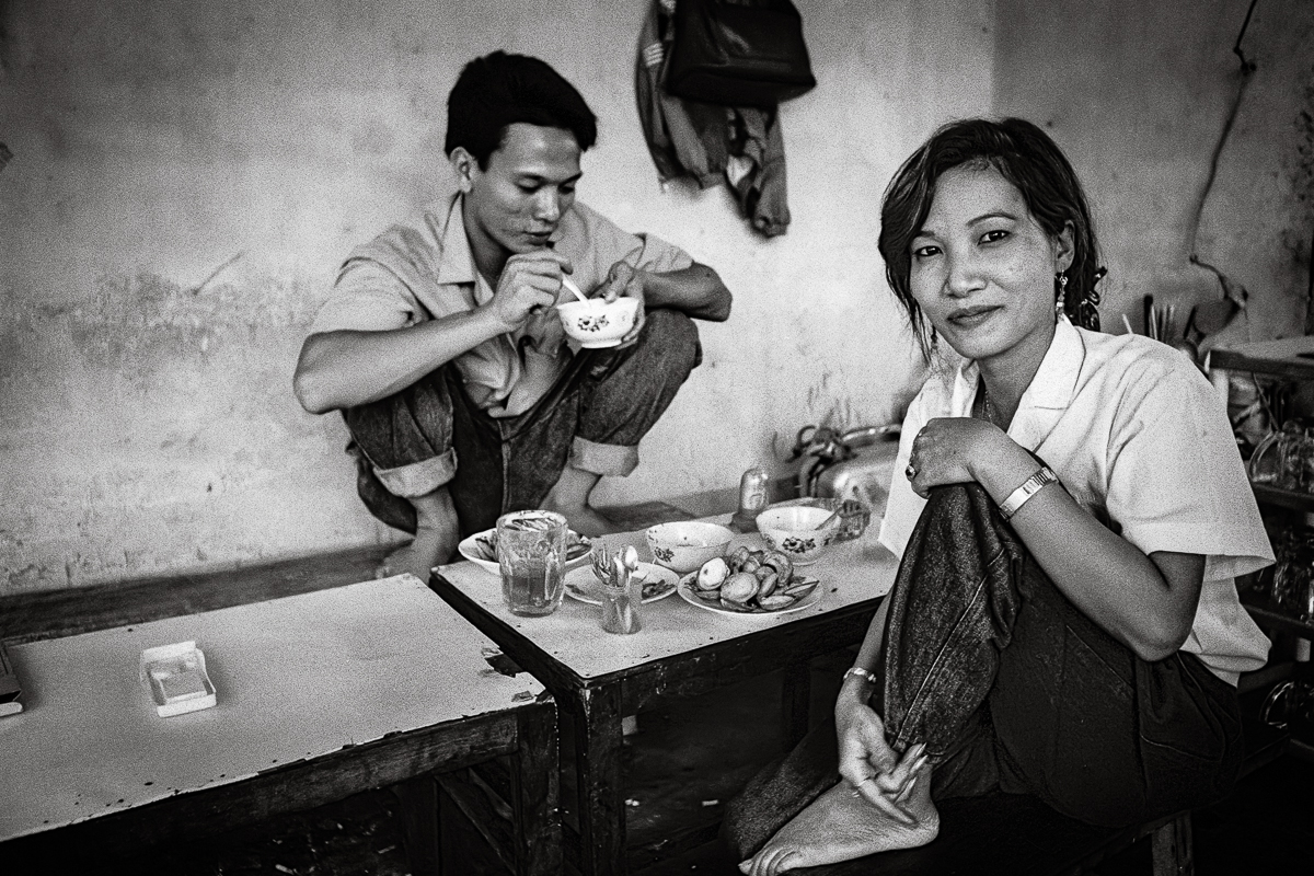 Lunchtime. Hong Gai, Quang Ninh. 1 November 1992