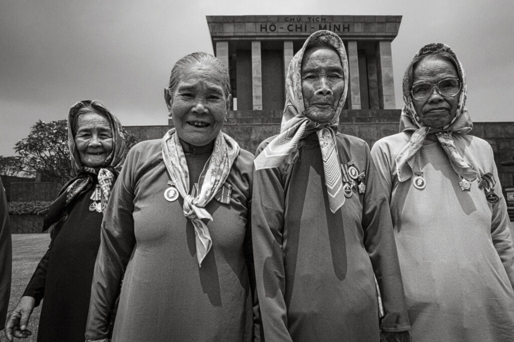 Heroic Mothers, Hanoi. Apr 1998